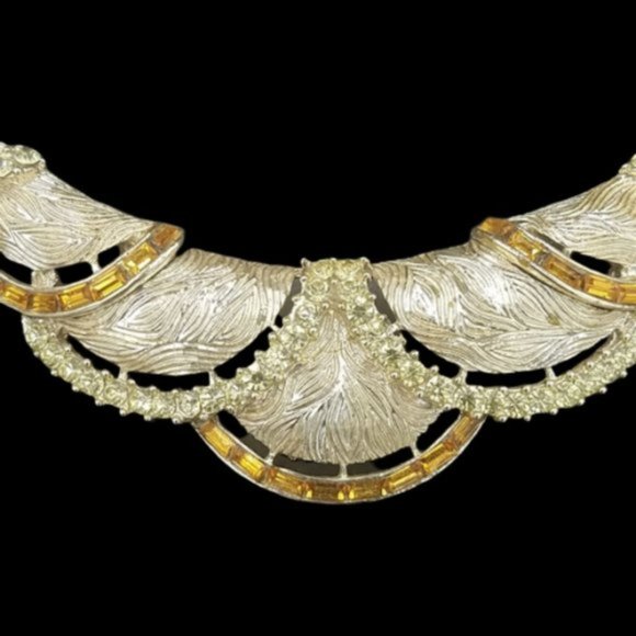 Vintage Corocraft Topaz Rhinestone Sculpted Necklace - Picture 3 of 7